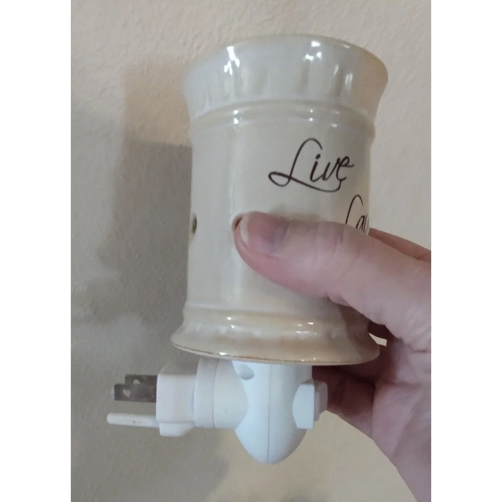 Candle Warmers Pluggable Fragrance Warmer LIVE LAUGH LOVE